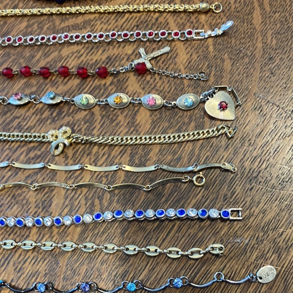 Big lot of 51 piece, ladies assorted bracelets, Jewelry - Picture 6 of 9